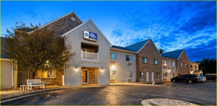 Best Western Dodgeville Inn & Suites Екстер'єр фото